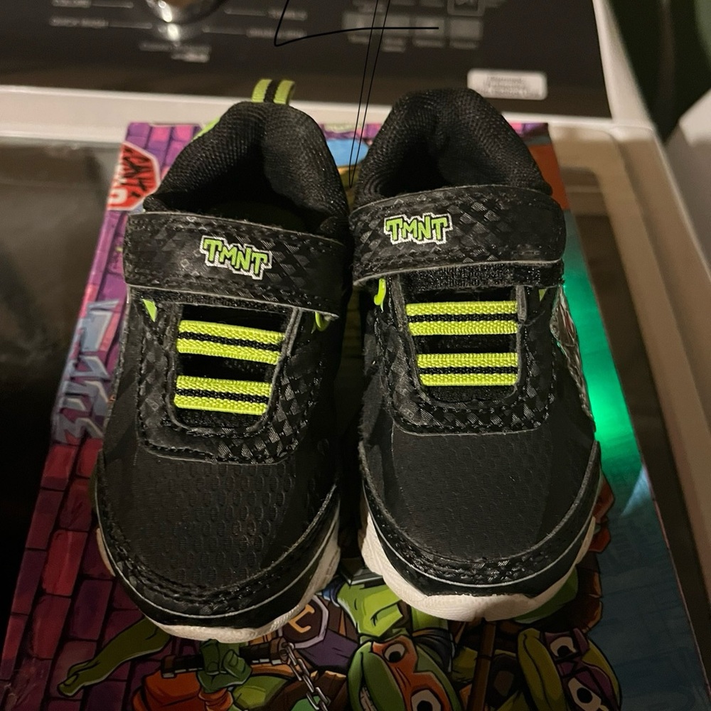 Kids Shoes - Black and Green